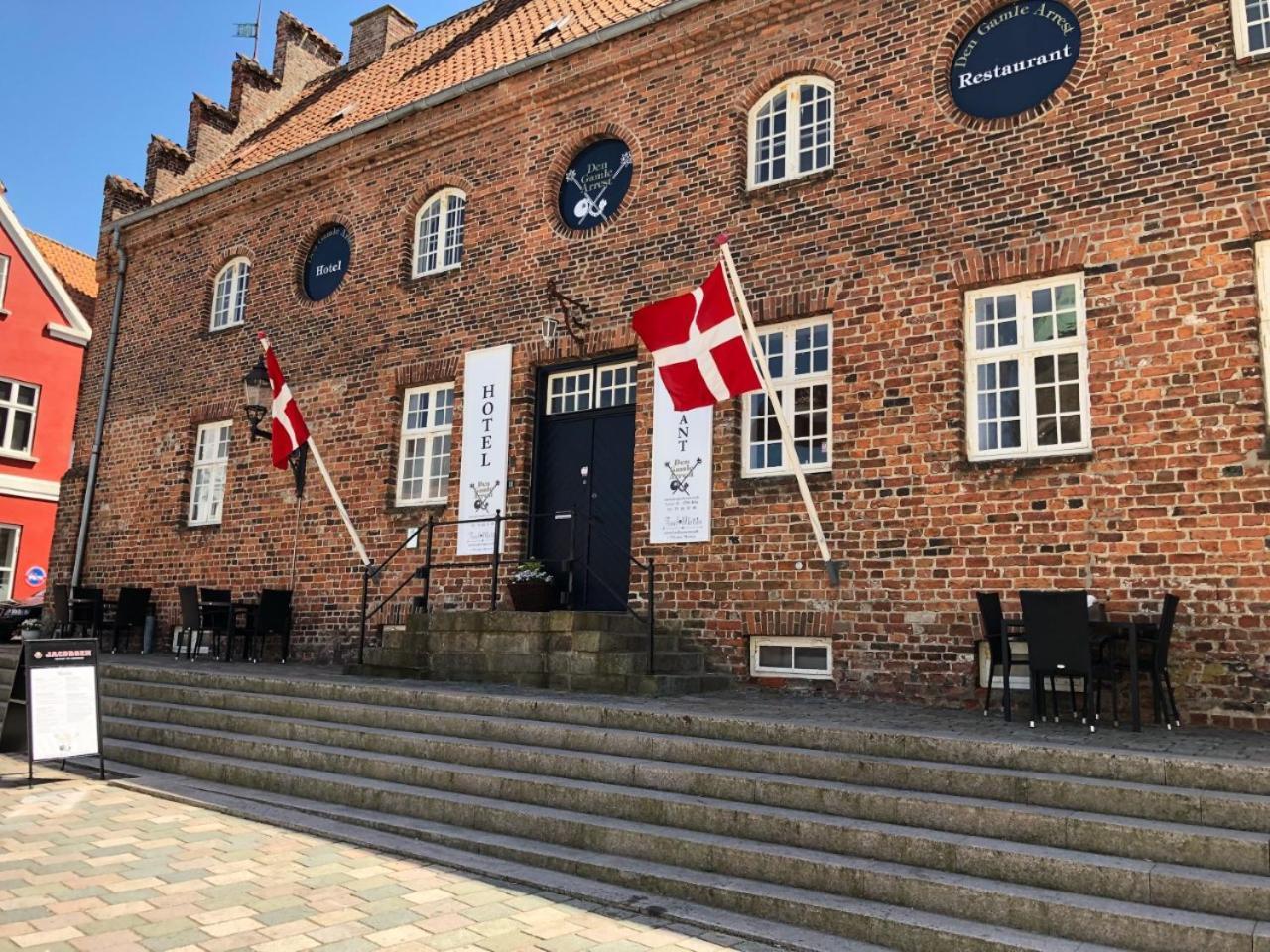 Den Gamle Arrest Bed and Breakfast Ribe Exteriör bild