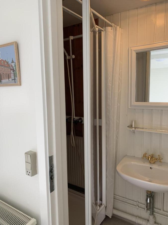 Den Gamle Arrest Bed and Breakfast Ribe Exteriör bild