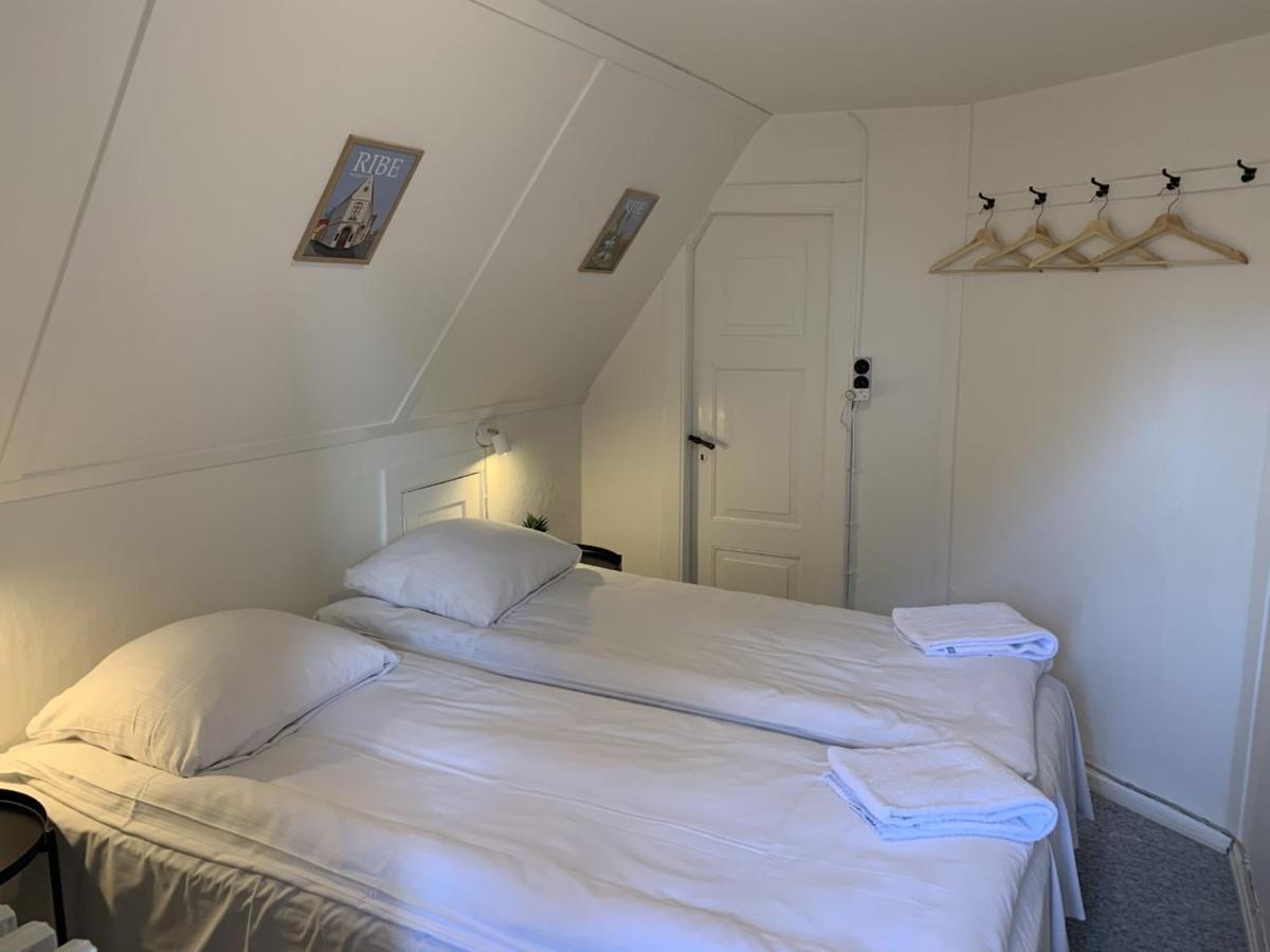 Den Gamle Arrest Bed and Breakfast Ribe Exteriör bild